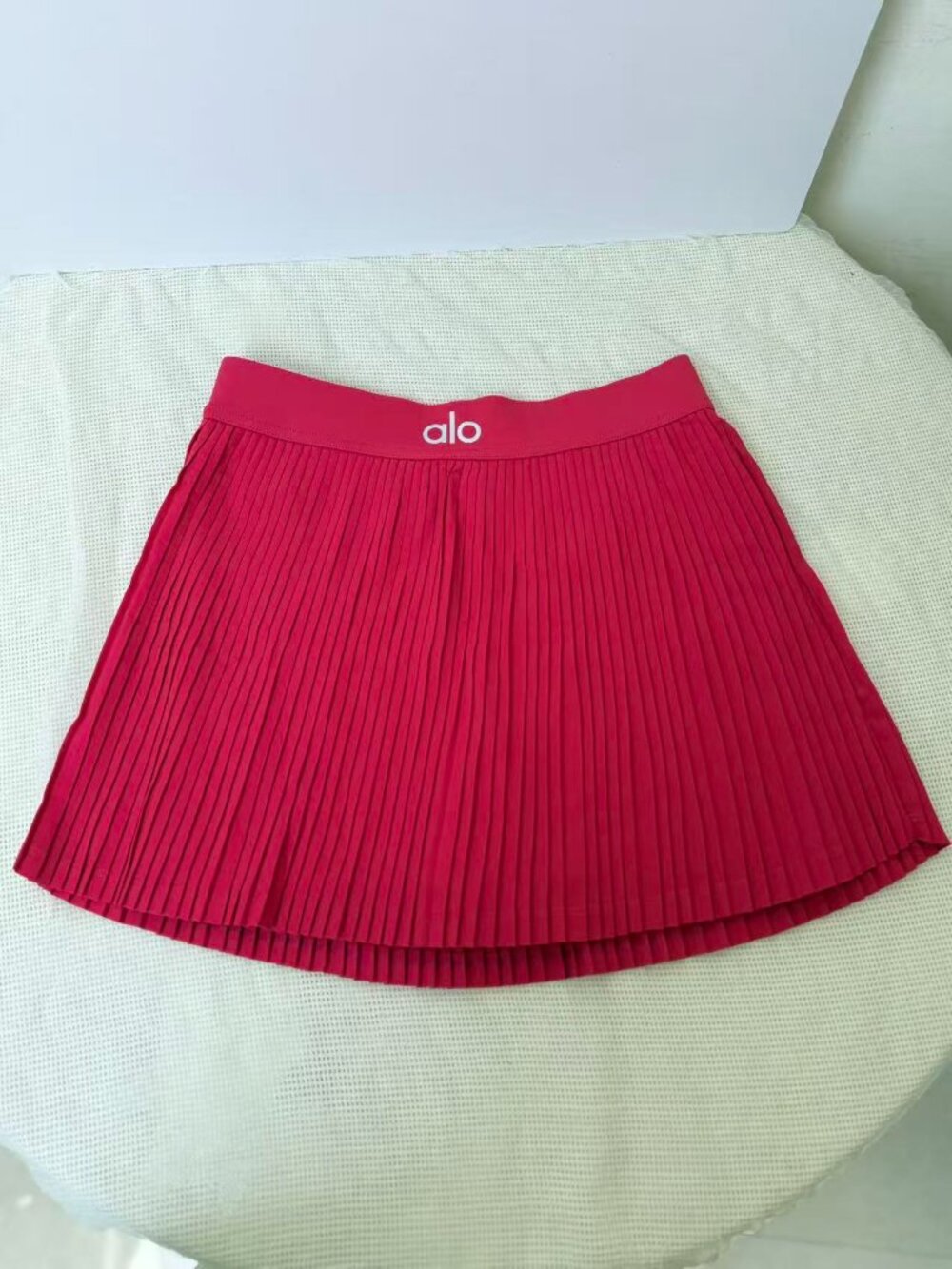 Alo Yoga Raspberry Red Pleated Sports Skirt, Size S